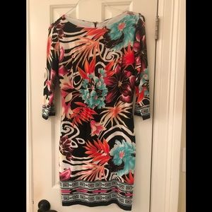3/4 sleeve printed dress